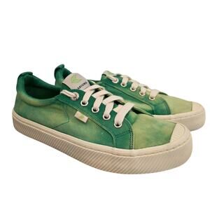 Cariuma OCA Low Green Canvas Sneakers Women’s 7.5 / Men’s 6 Sustainable Shoes